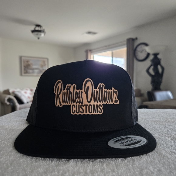 RUTHLESS OUTLAWZ CUSTOMS  LEATHER PATCH  CAP.      (5 PANEL  FLAT CAP) - Picture 2 of 10